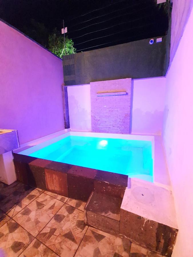 فيلا تيميكسكوفي Casa Tecateca 2-4 Px, Jacuzzi Privado Climatizado المظهر الخارجي الصورة