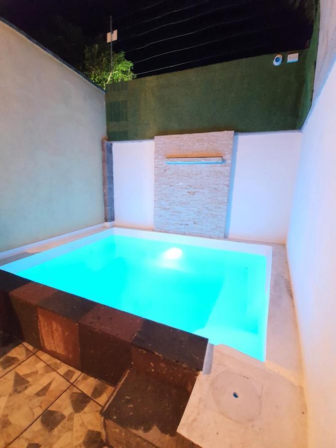 فيلا تيميكسكوفي Casa Tecateca 2-4 Px, Jacuzzi Privado Climatizado المظهر الخارجي الصورة
